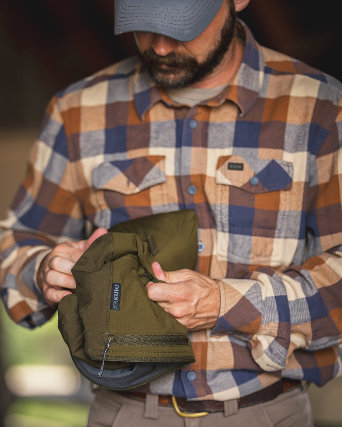 Transit Packable Hooded Jacket | Gunmetal/Stone
