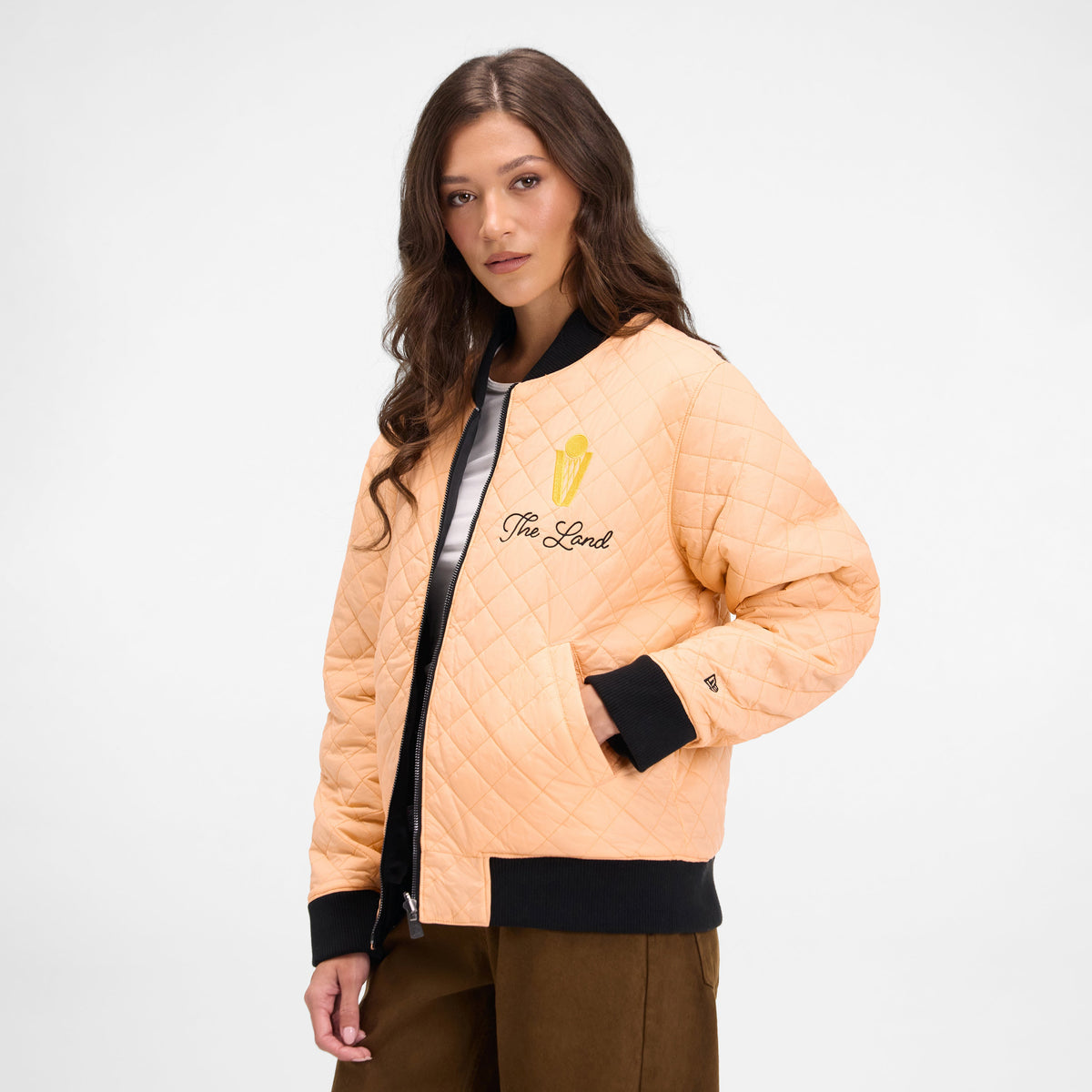 Chicago Bulls 2025 City Edition Women's Black Jacket