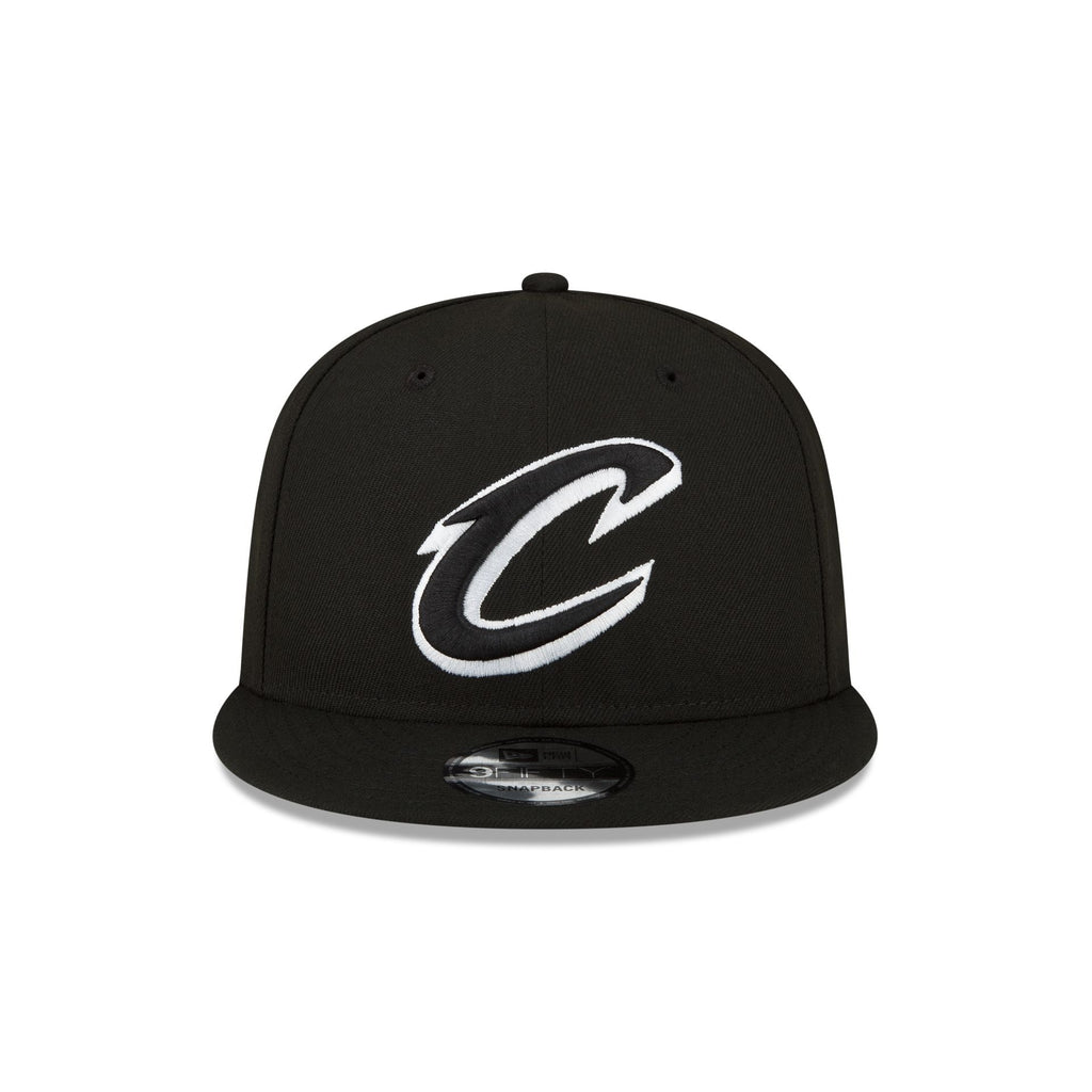 Cleveland Cavaliers Basic Black & White 9FIFTY Snapback Hat