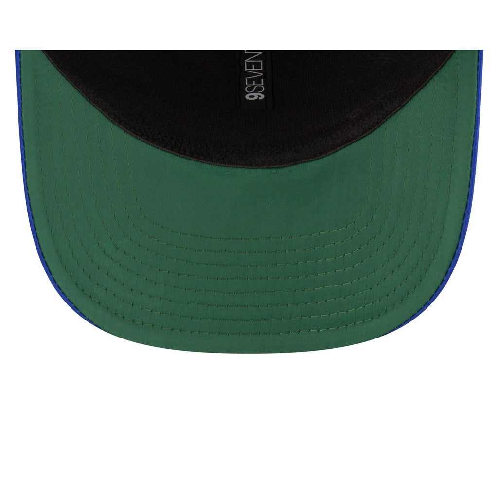 Buffalo Bills Satin 9SEVENTY Stretch-Snap Hat