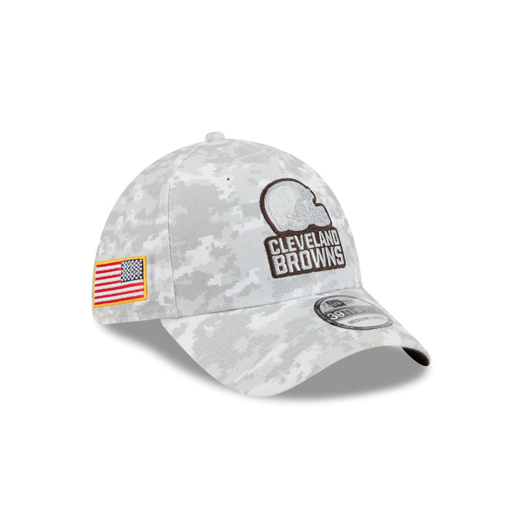 Cleveland Browns 2025 Salute to Service Fan Gear 39THIRTY Stretch Fit Hat
