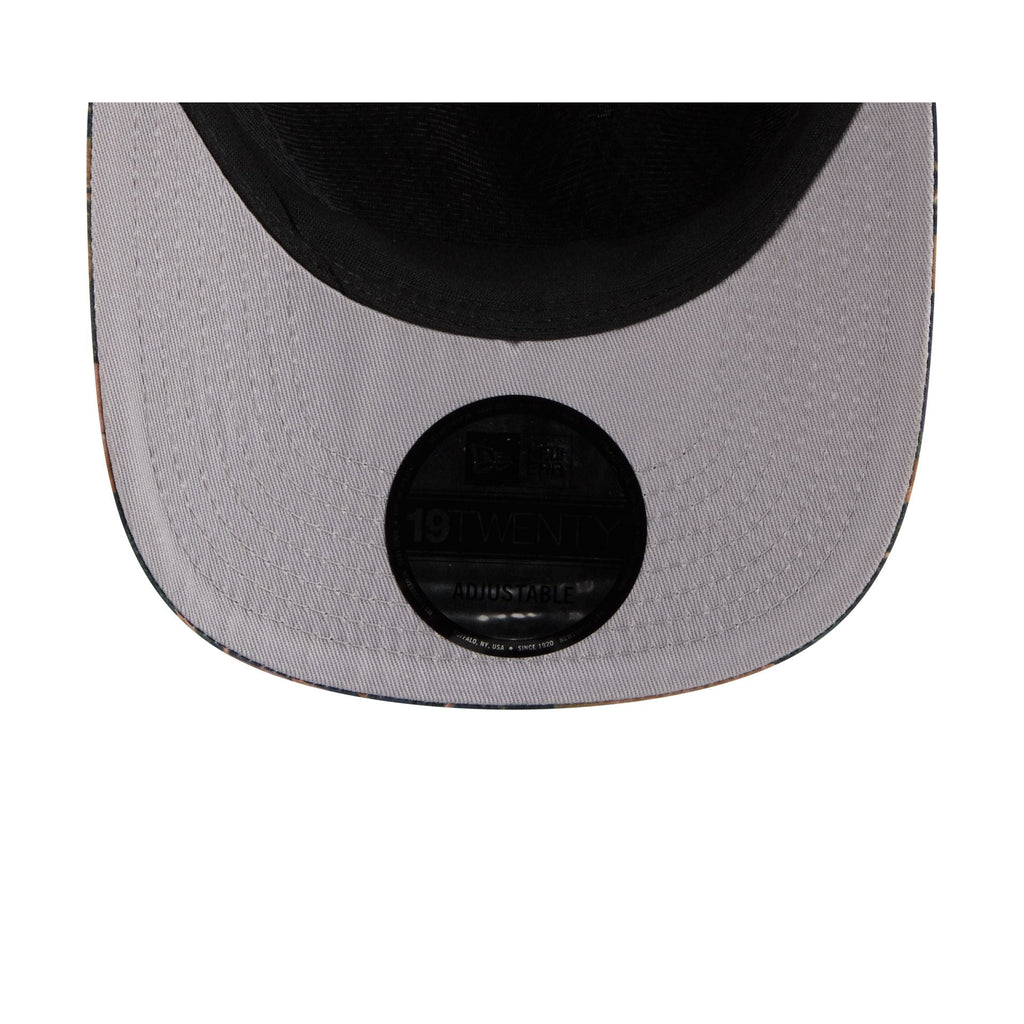 Chicago Bulls Leaves 19TWENTY Adjustable Hat