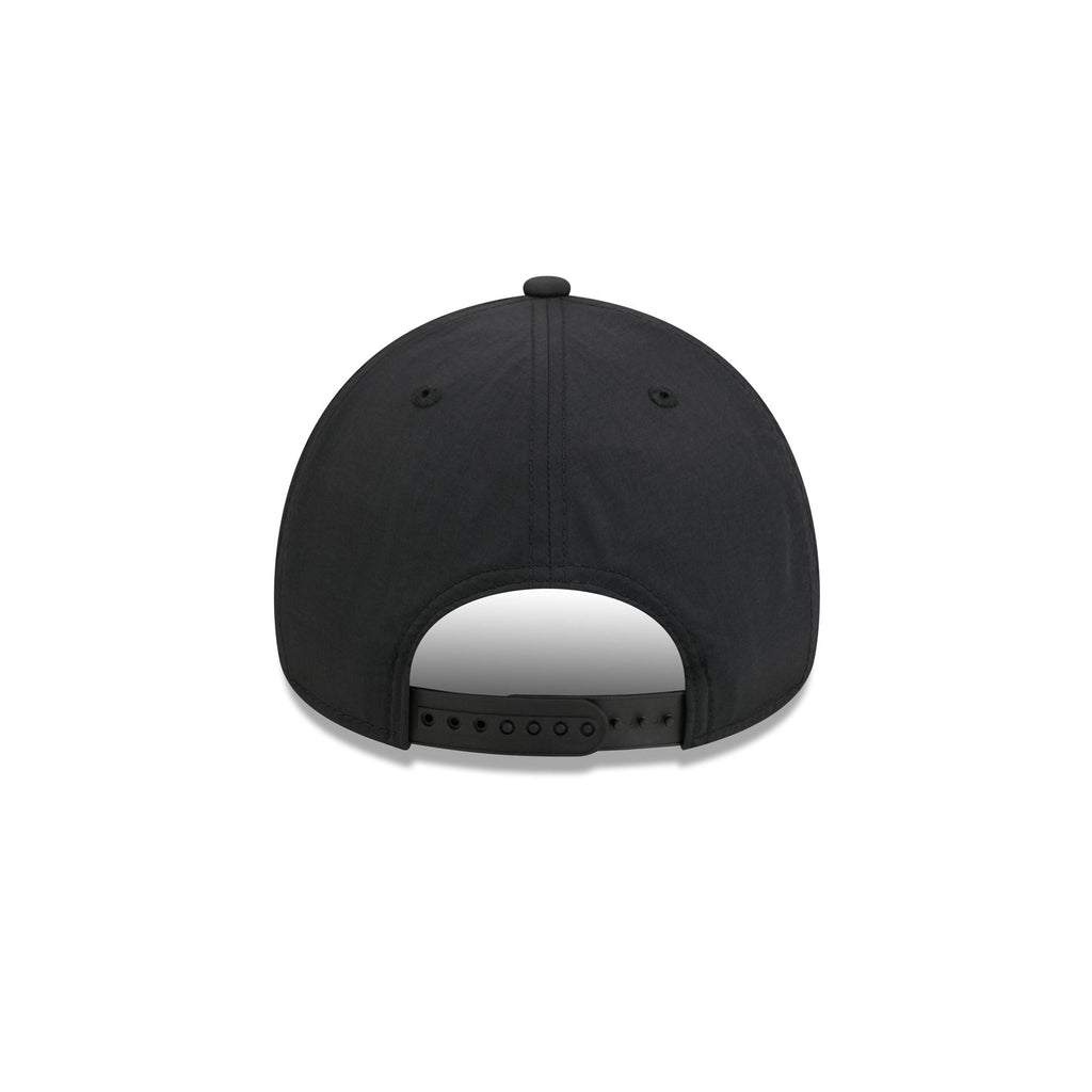 San Antonio Spurs Black 9FORTY APEX Snapback Hat