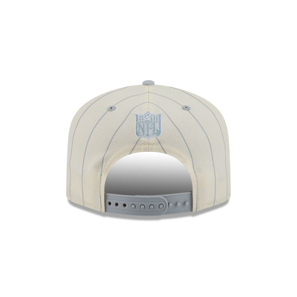 Las Vegas Raiders Chrome White Pinstripe 19TWENTY Snapback Hat