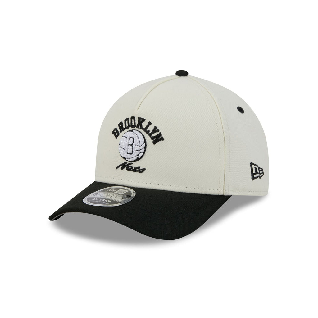 Brooklyn Nets Arched Graphic Chrome White 9FORTY M-Crown A-Frame Snapback Hat
