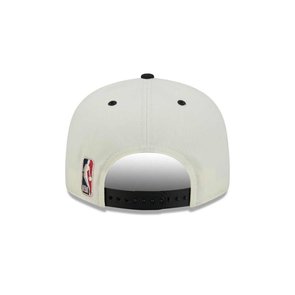 Chicago Bulls Classic Stacked Chrome 9FIFTY Snapback Hat