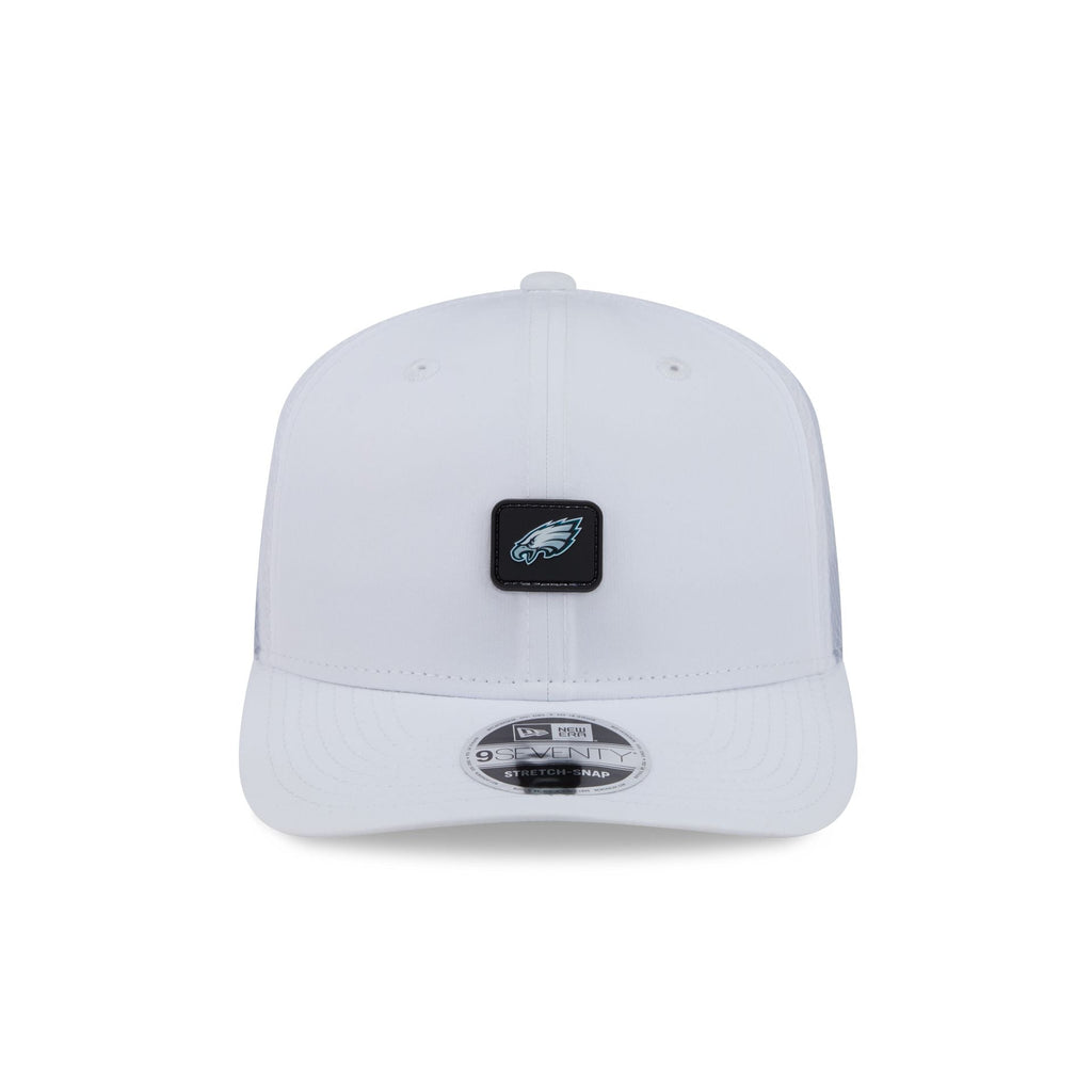 Philadelphia Eagles Mini Badge 9SEVENTY Trucker Hat