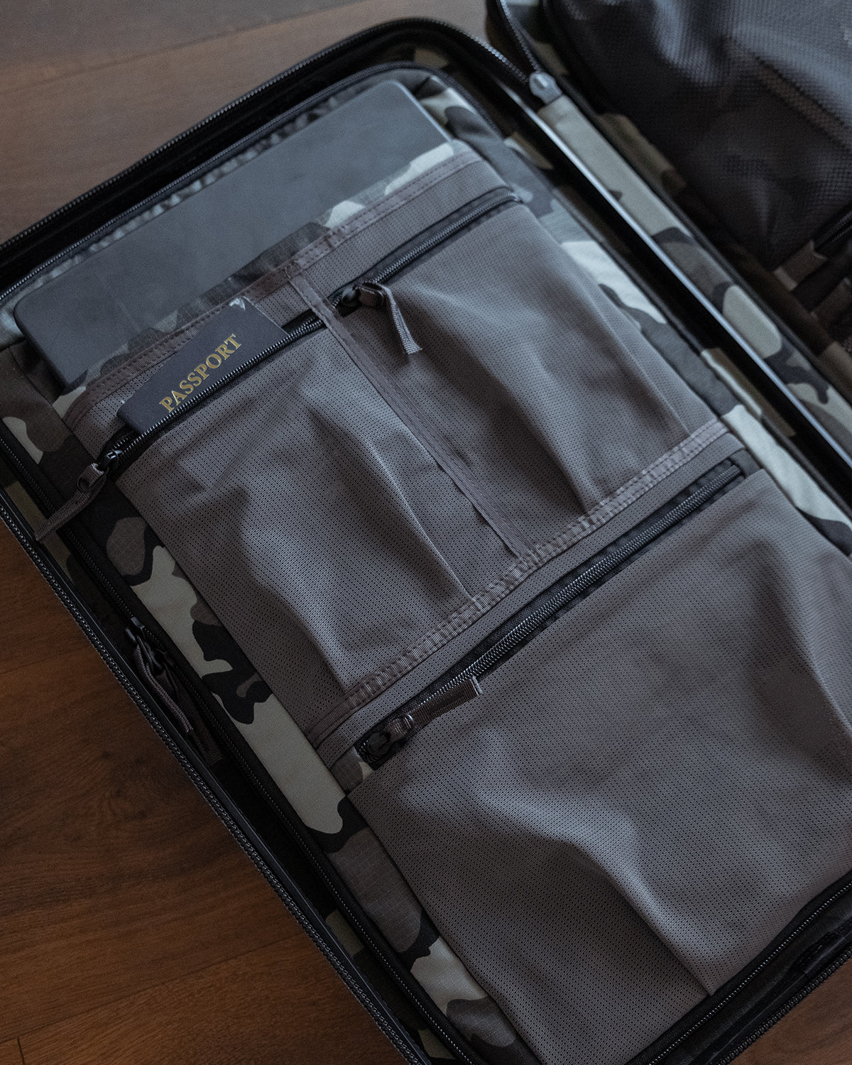 Hardline Spinner Carry-On | Bourbon