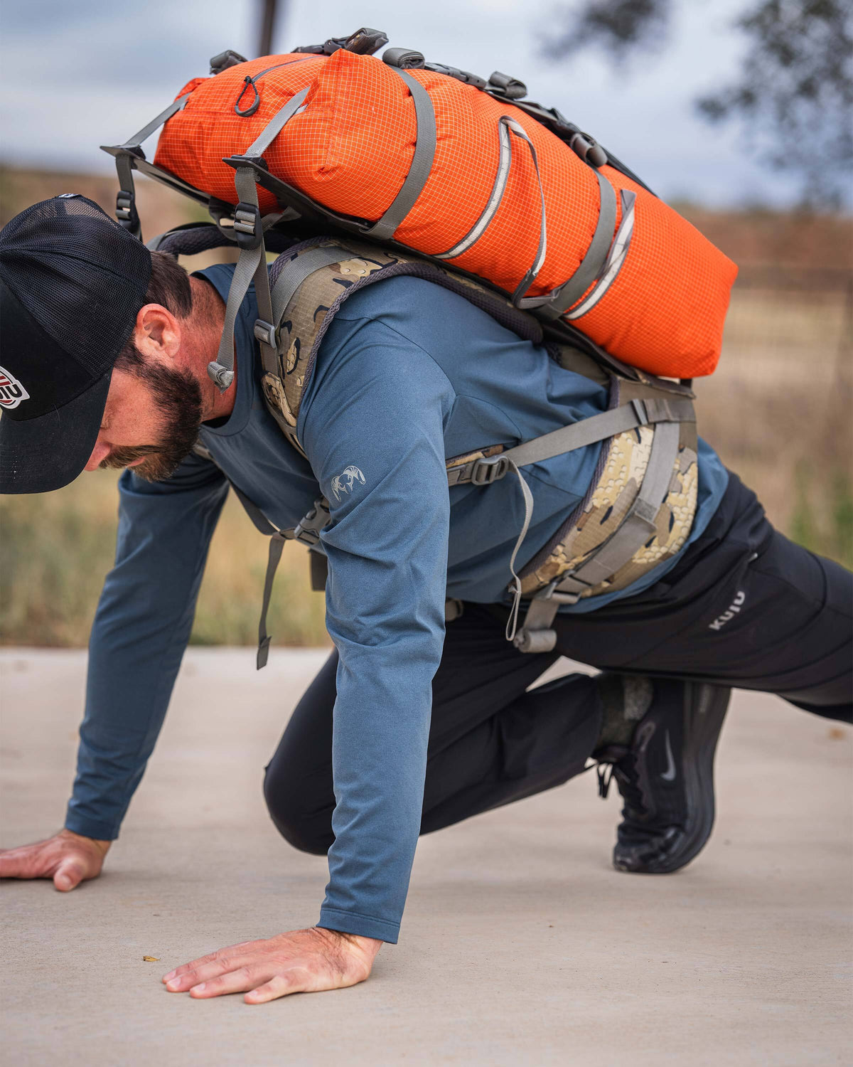 TrailTrainer LS Crew | Dark Iron Tonal